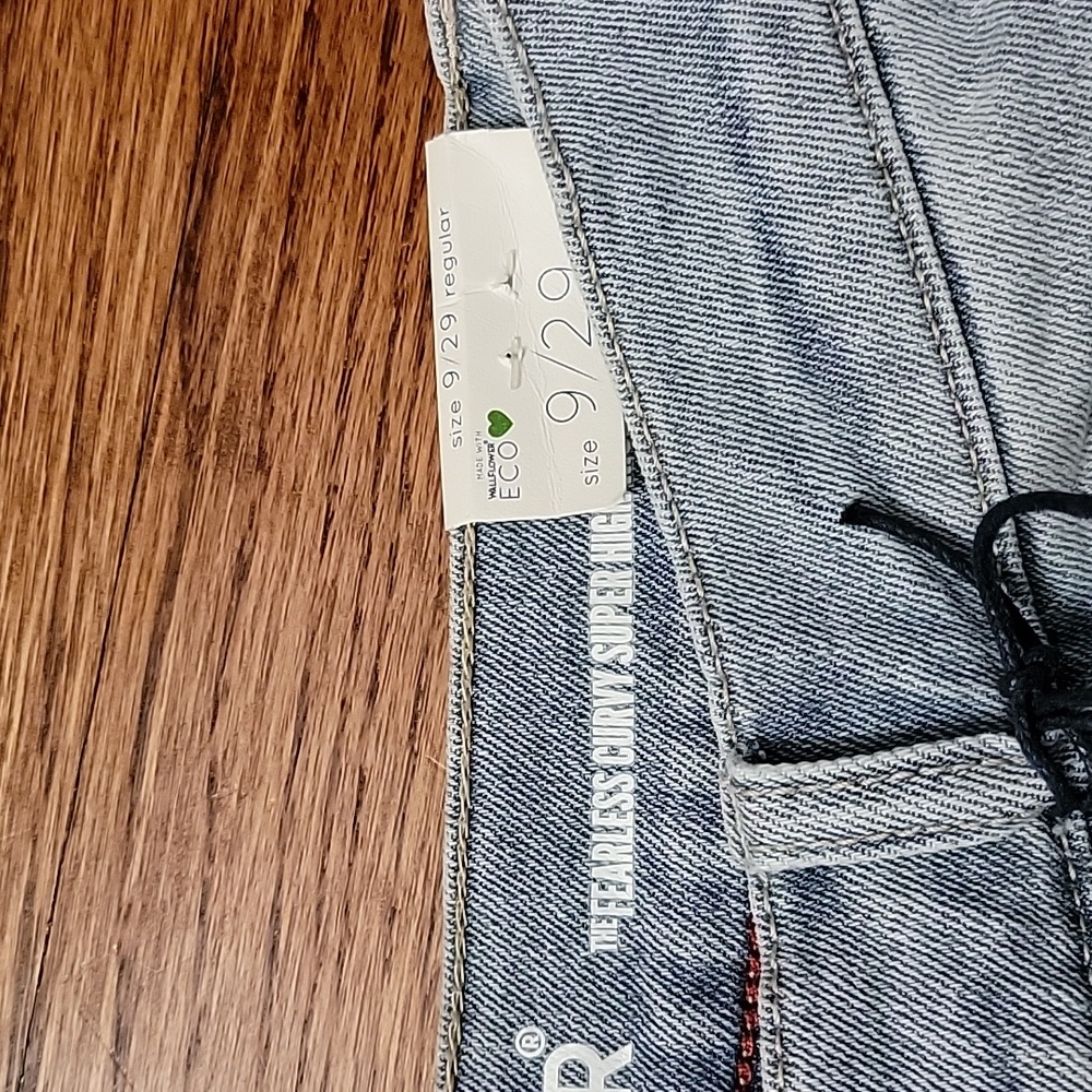 Wallflower Ripped Jeans - Picture 3 of 3